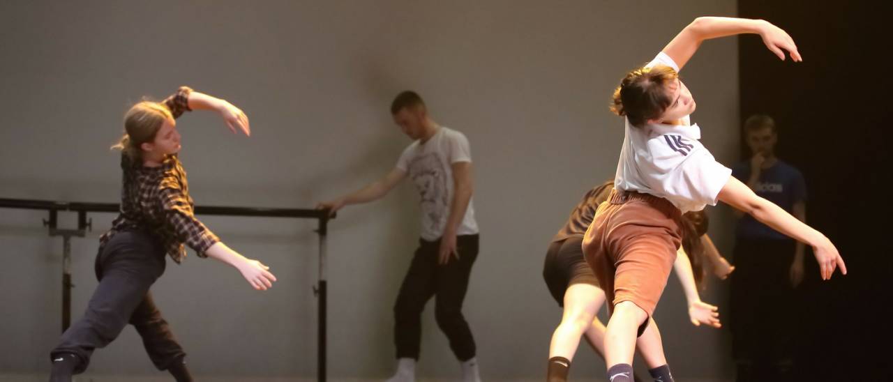 adult ballet class
